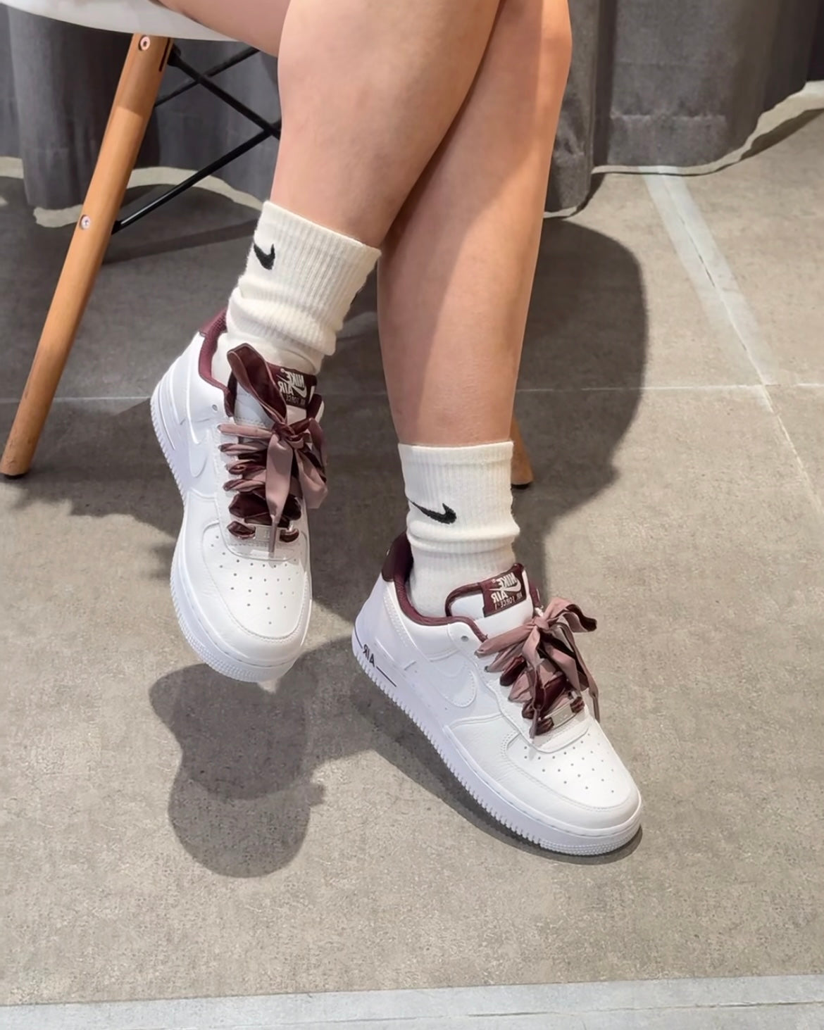 NIKE AIR FORCE 1 LACE | CHOCOLATE