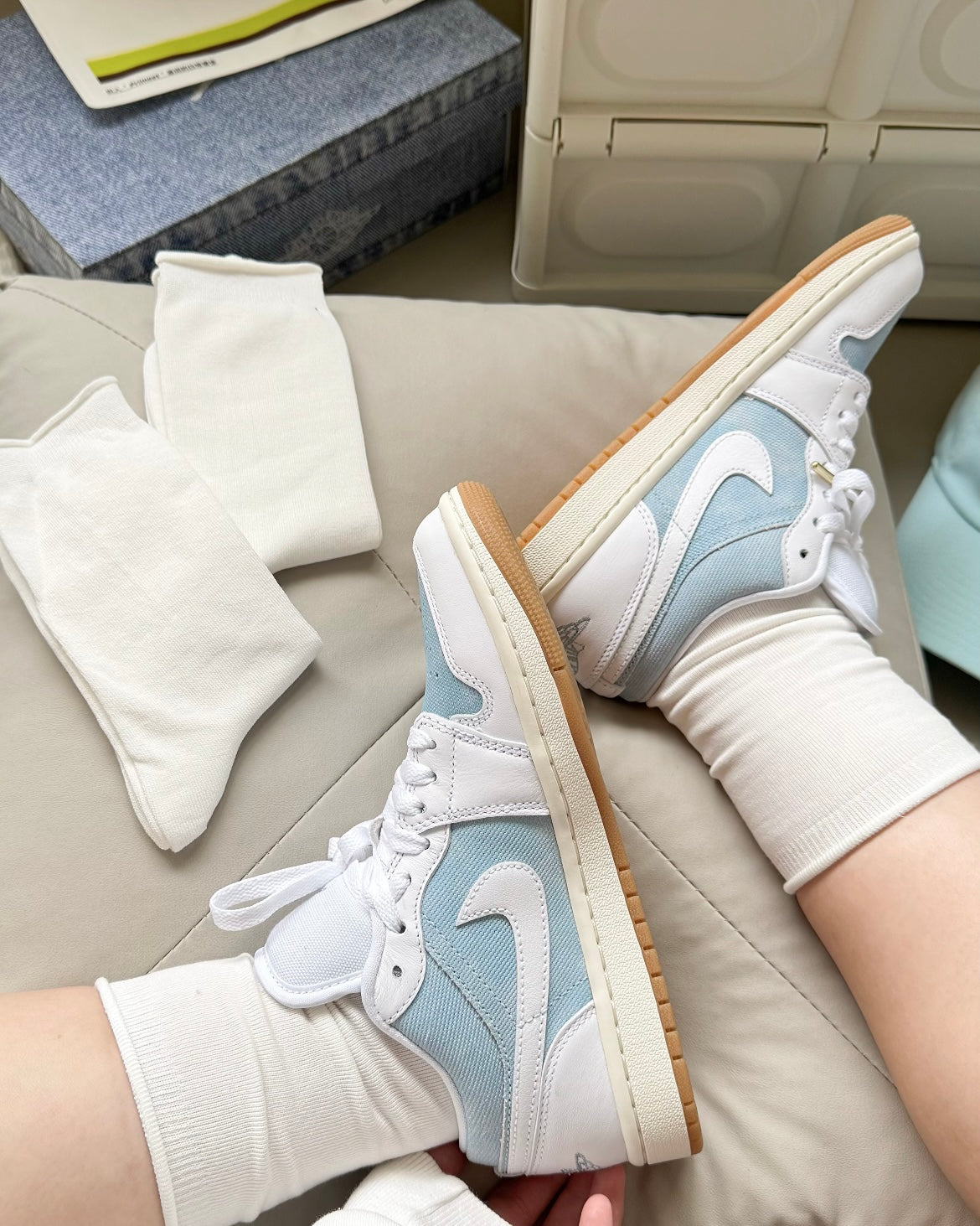 NIKE AIR JORDAN 1 | SKY BLUE