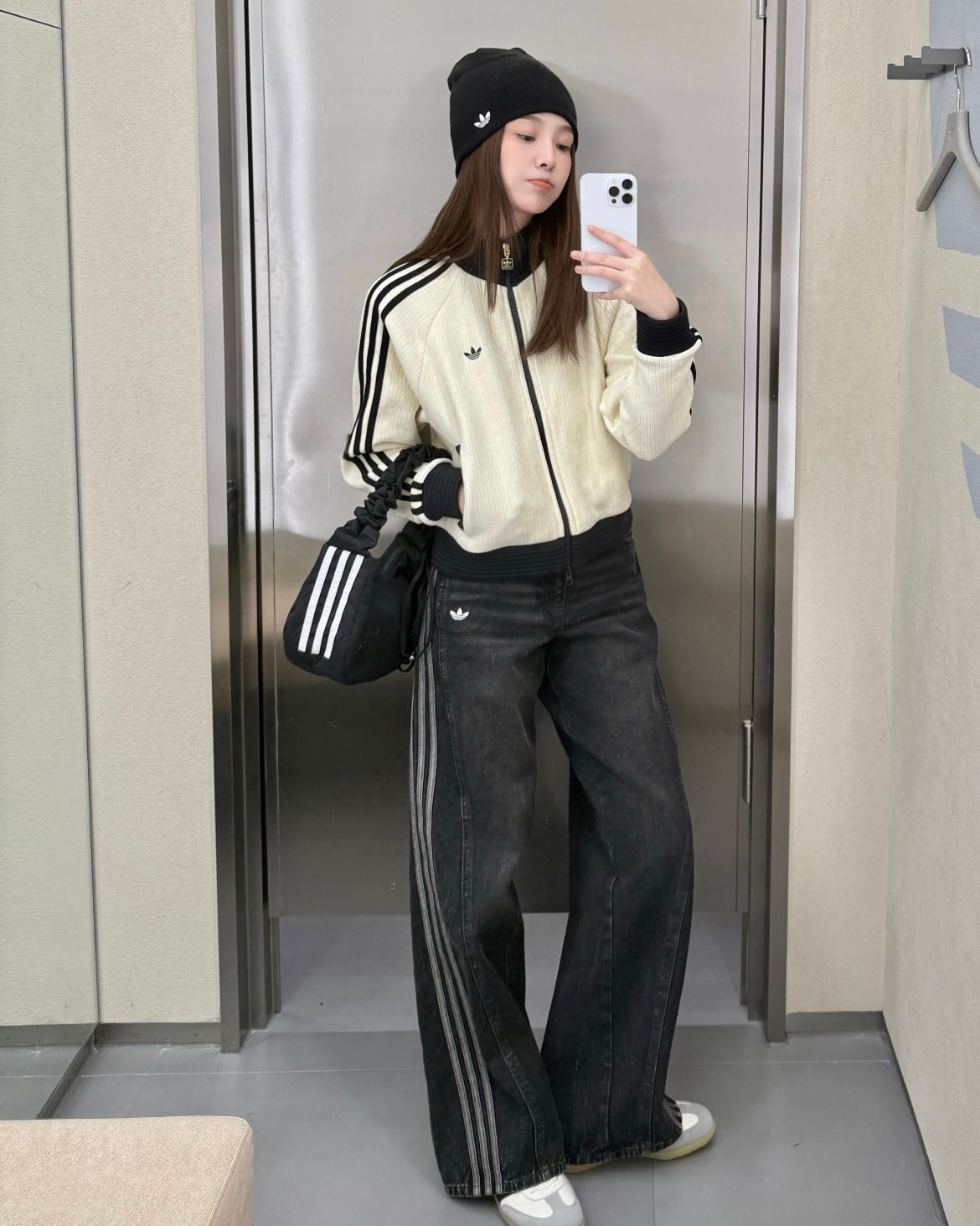ADIDAS ORIGINALS 絲絨 JACKET | 2 COLORS