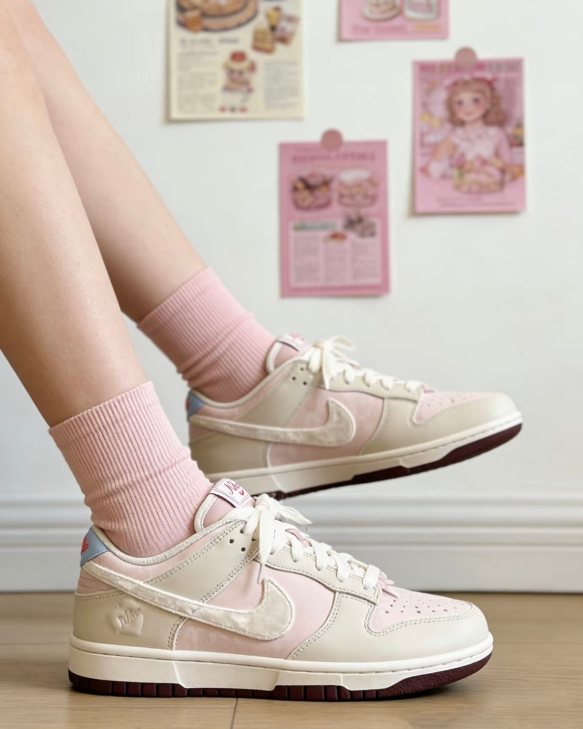 NIKE DUNK LOW HEART RIBBON | PINK WHITE