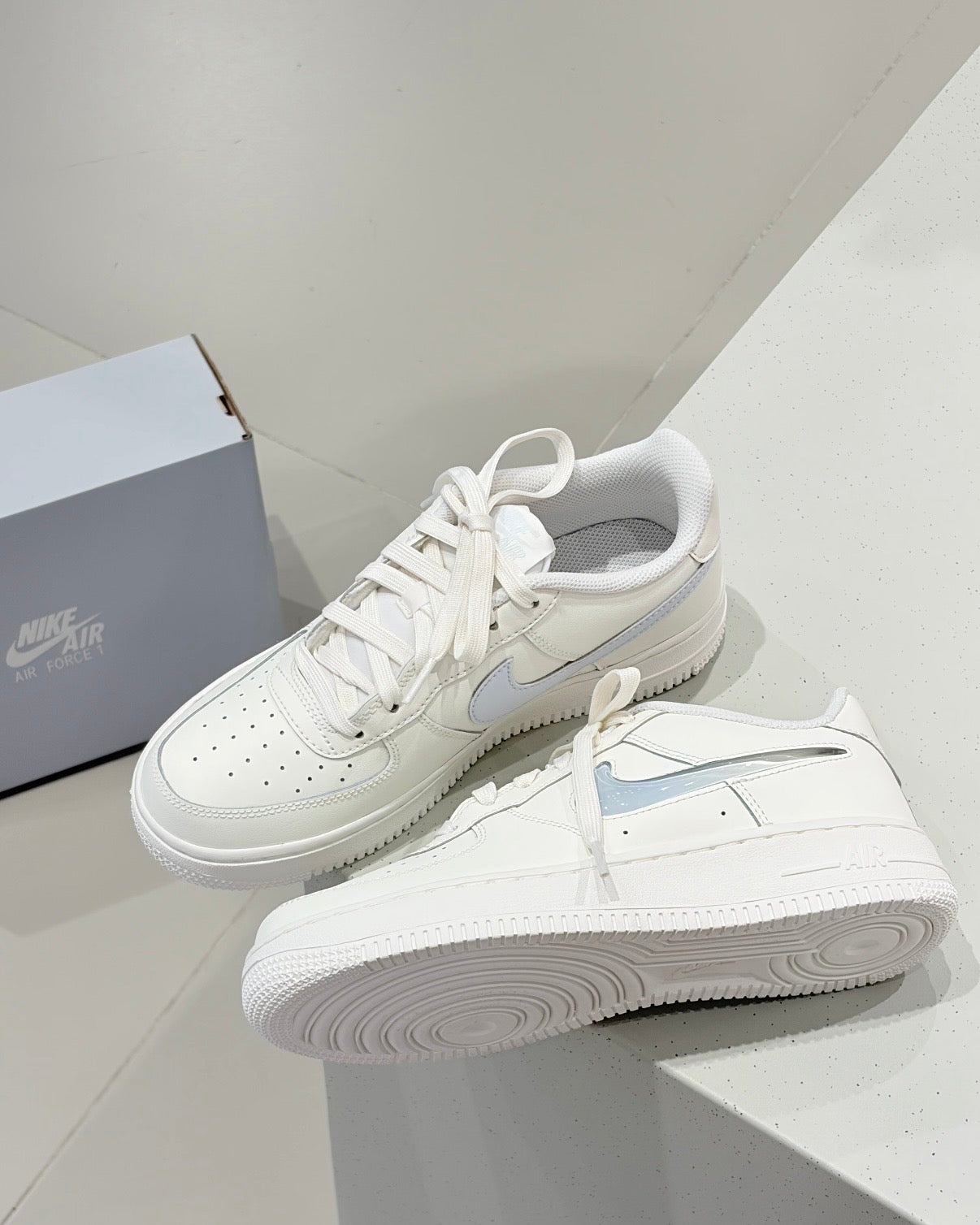 NIKE AIR FORCE 1 GS | JELLY BEIGE