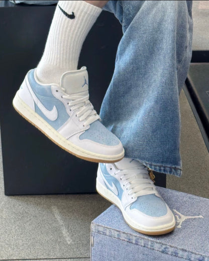 NIKE AIR JORDAN 1 | SKY BLUE