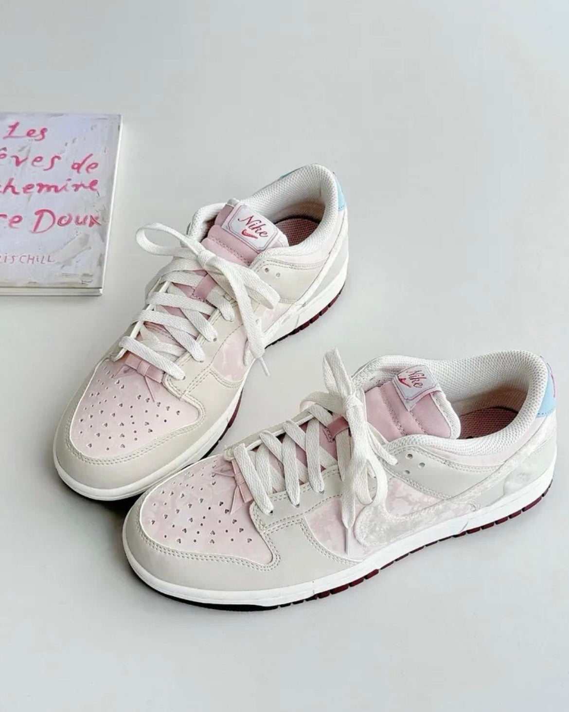 NIKE DUNK LOW HEART RIBBON | PINK WHITE