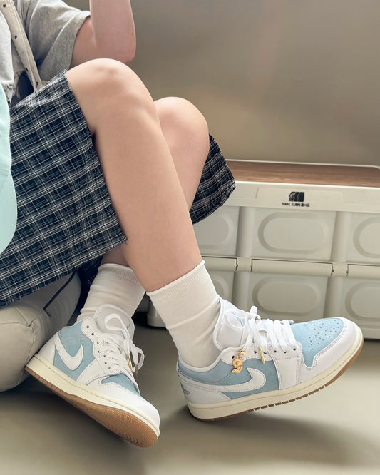 NIKE AIR JORDAN 1 | SKY BLUE