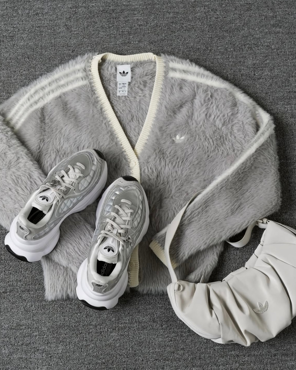 ADIDAS OZVENUZ | SILVER CHECKERED 小香風