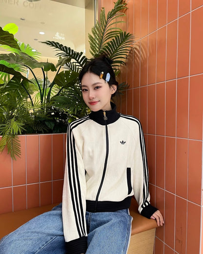 ADIDAS ORIGINALS 絲絨 JACKET | 2 COLORS