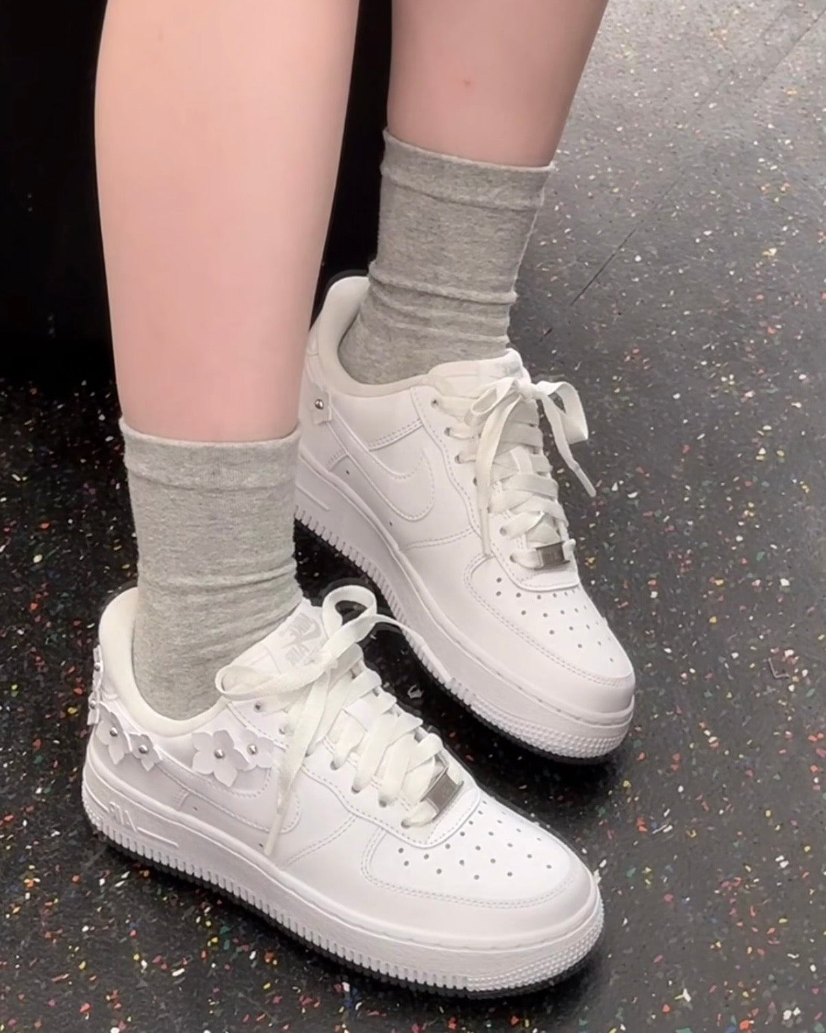 NIKE AIR FORCE 1 | WHITE FLOWER