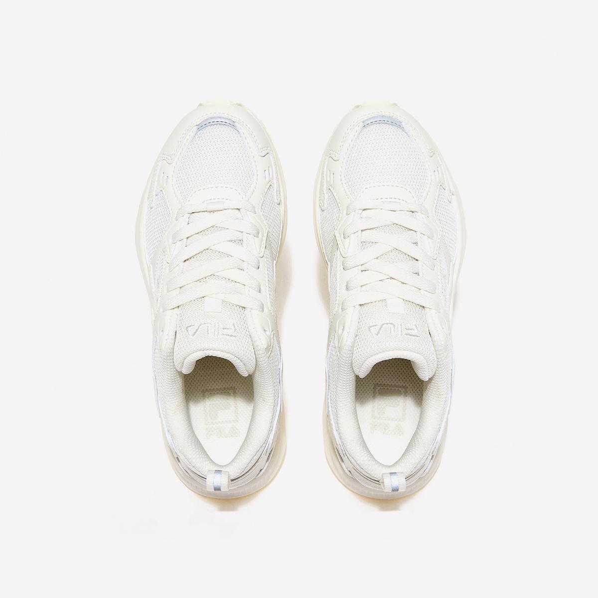 FILA FIELDGAGE LIGHT | CREAMY WHITE