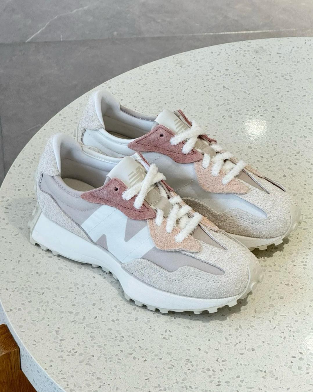 NEW BALANCE 327 | SUMMER ORANGE/GREY