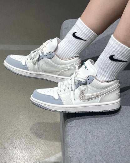 NIKE AIR JORDAN 1 | BLING BLING