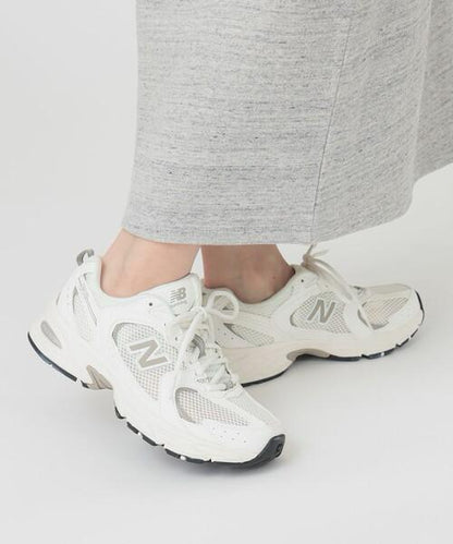 NEW BALANCE 530 | CREAMY GREY