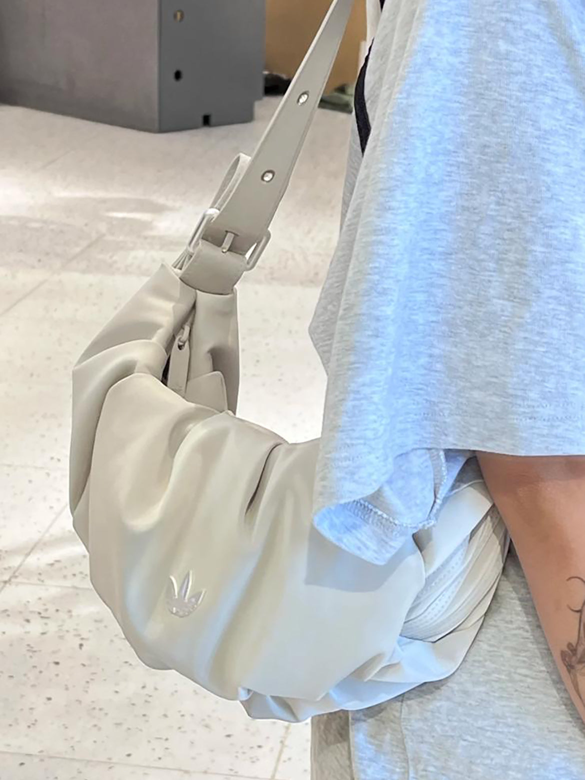 ADIDAS 3WAY SHOULDER BAG ( 餃子雲朵 ) 仿皮款 | 2 COLORS