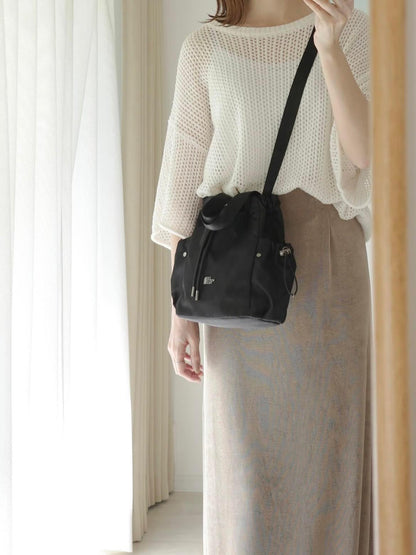 THE NORTH FACE MINI BUCKET BAG | BLACK
