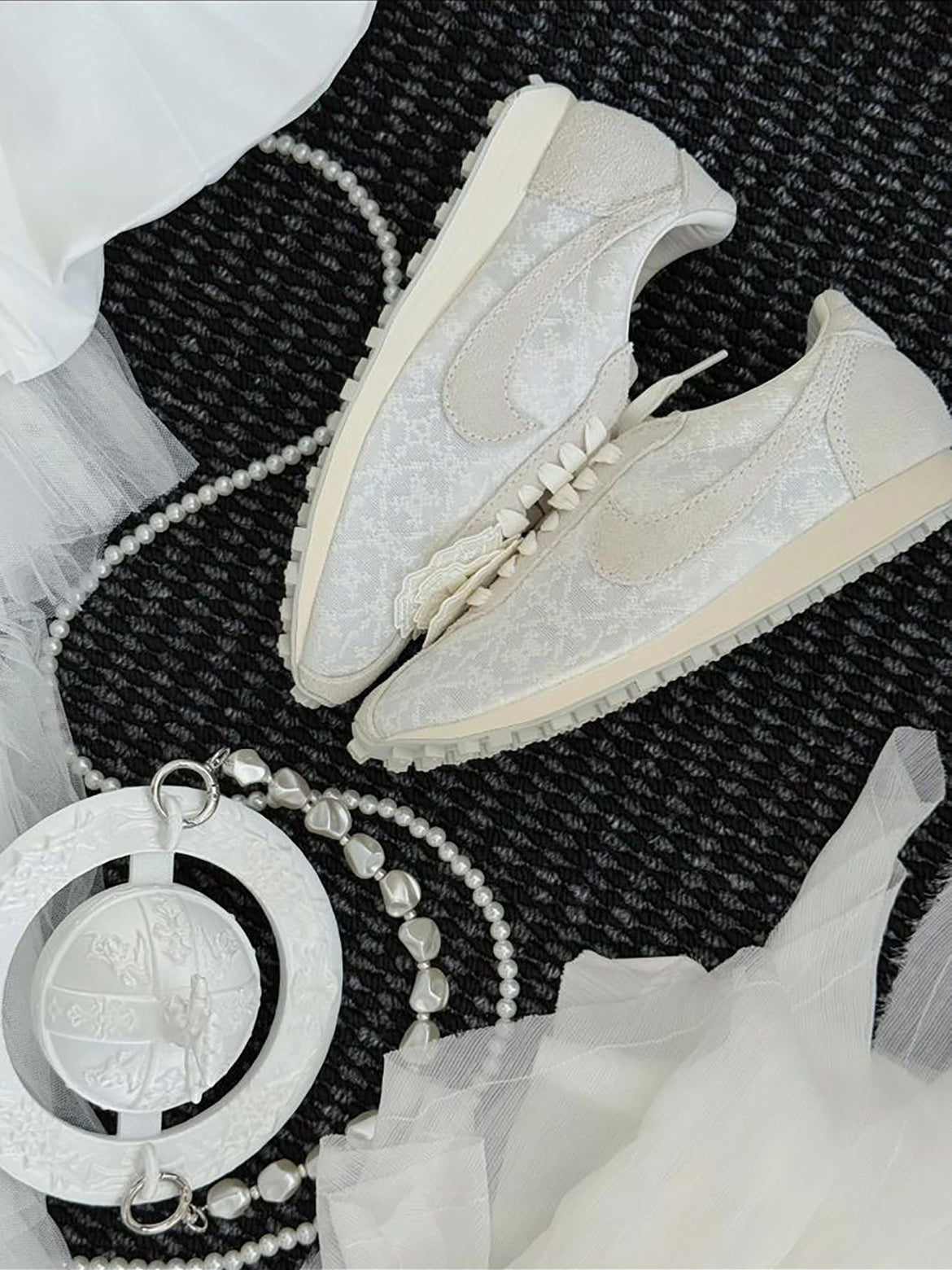 NIKE LD1000 | CREAM WHITE LACE