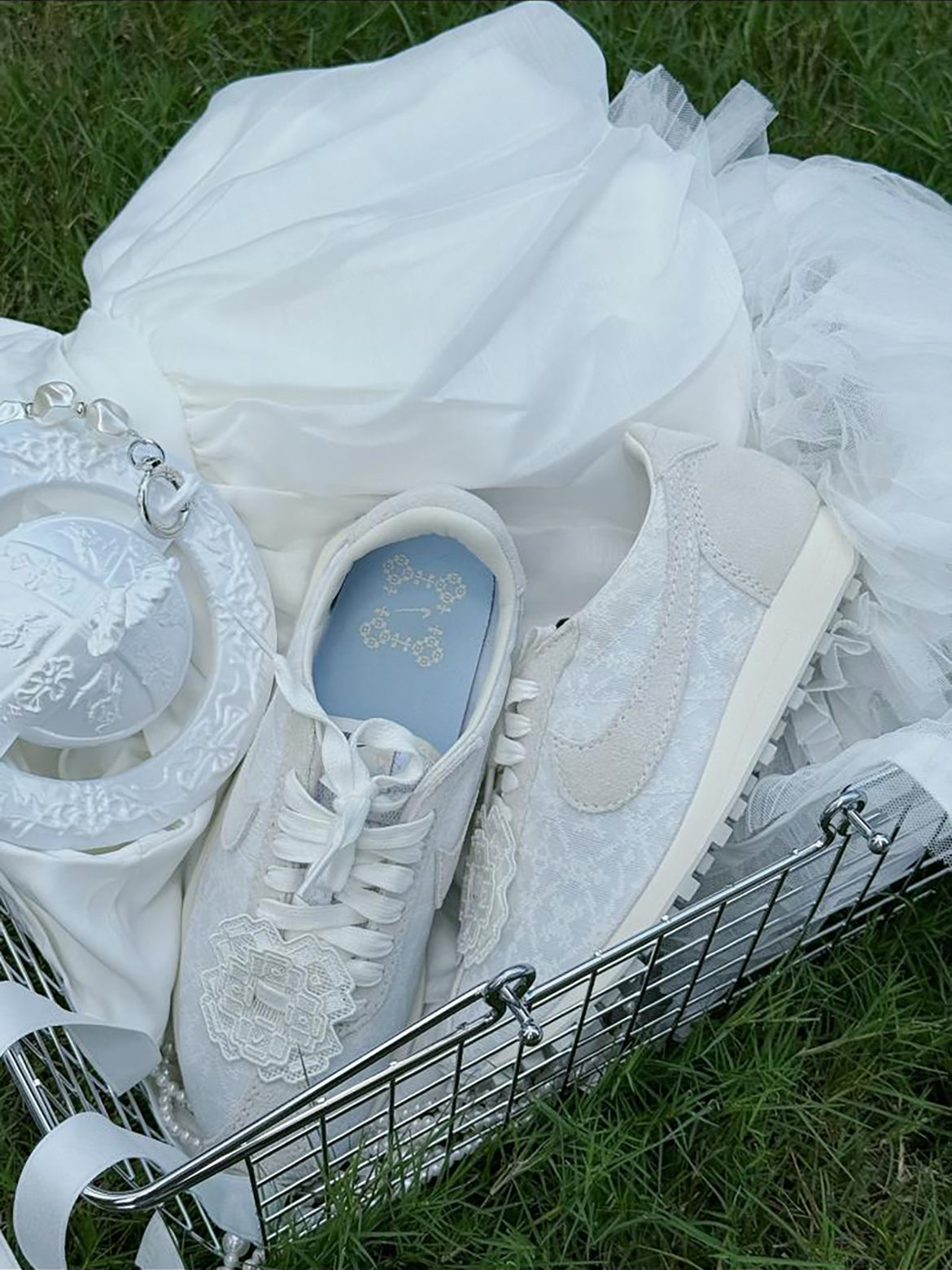 NIKE LD1000 | CREAM WHITE LACE