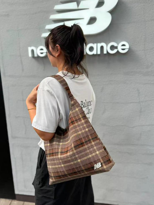 NEW BALANCE 格紋絨布袋