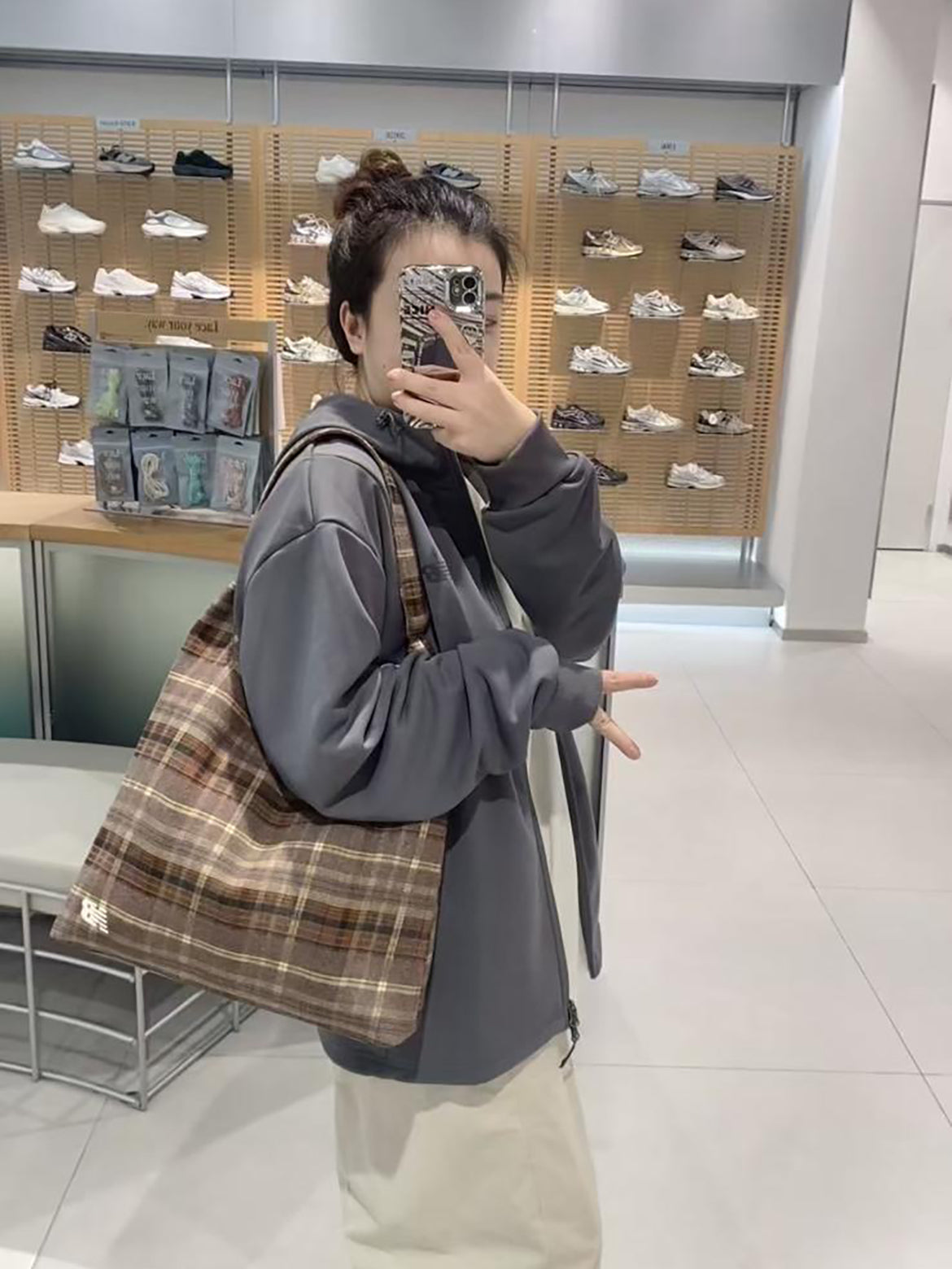 NEW BALANCE 格紋絨布袋
