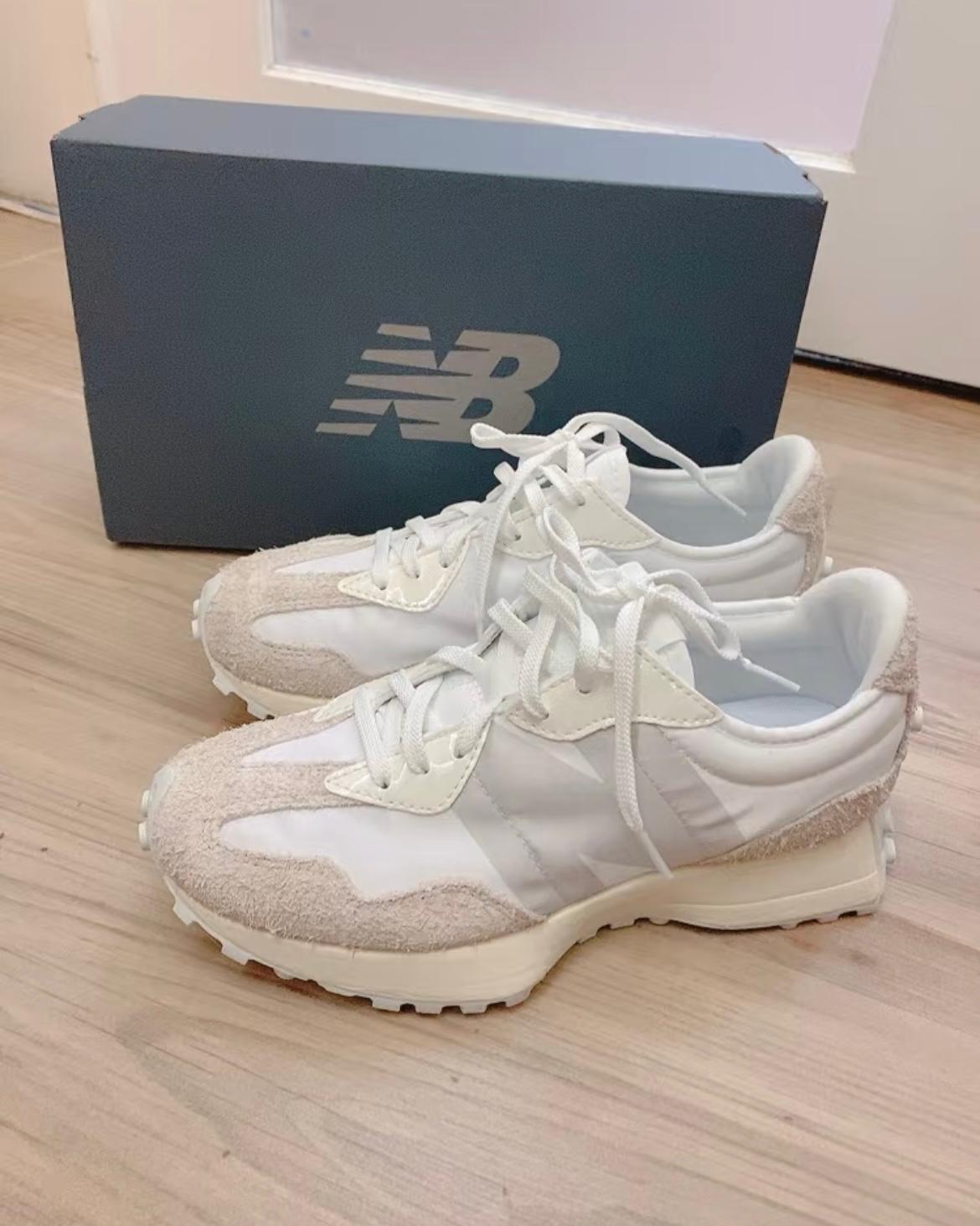 NEW BALANCE 327 | CREAM BEIGE