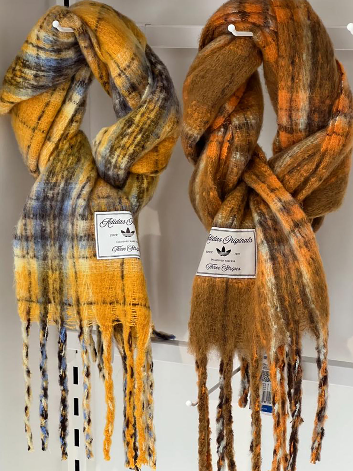 ADIDAS ORIGINALS SCARF | 2 COLORS