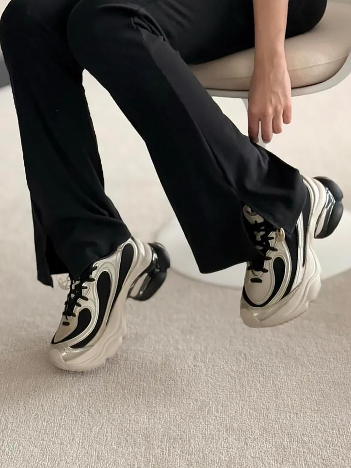 ADIDAS OZVENUZ | BRONZE