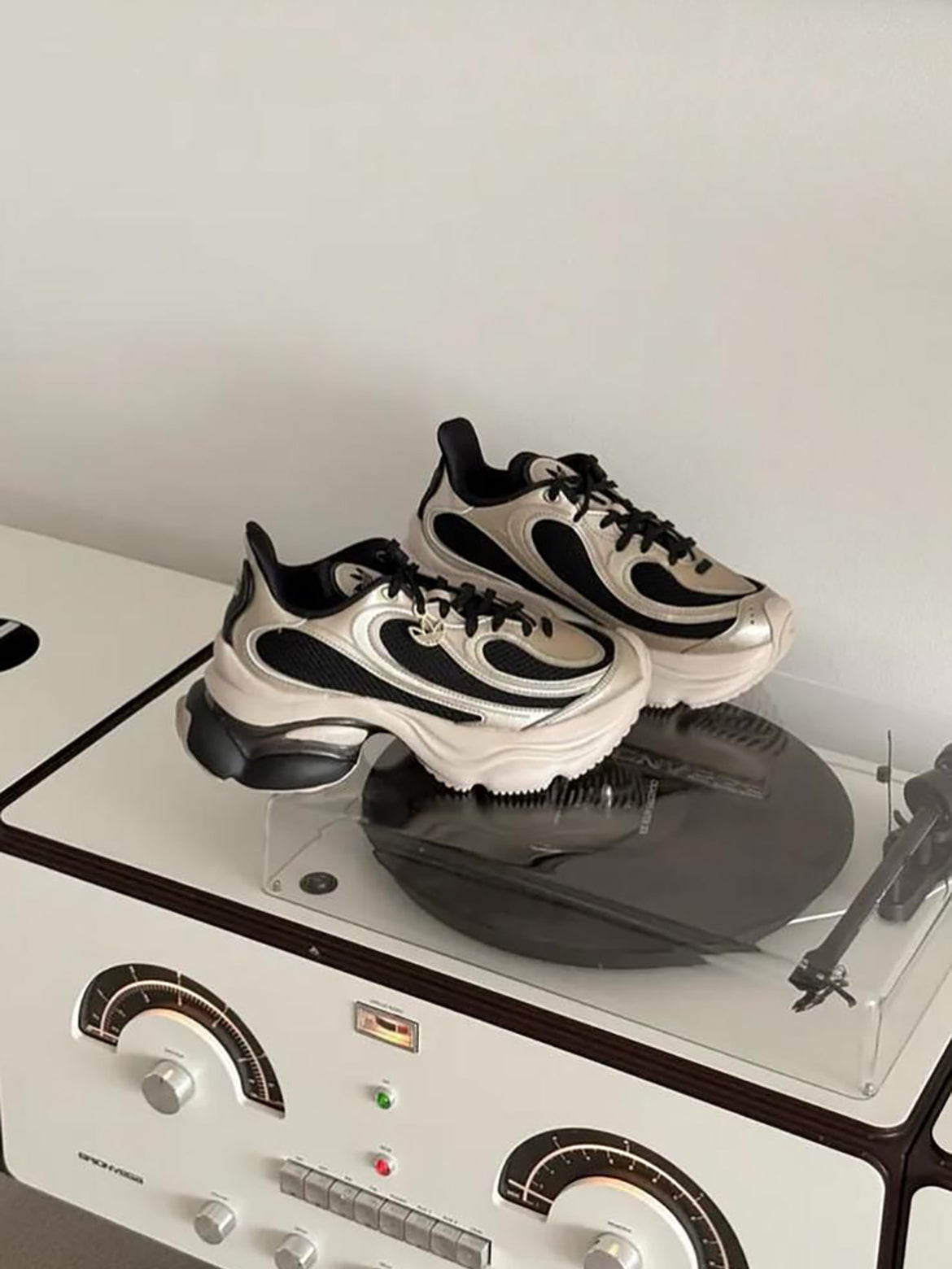 ADIDAS OZVENUZ | BRONZE