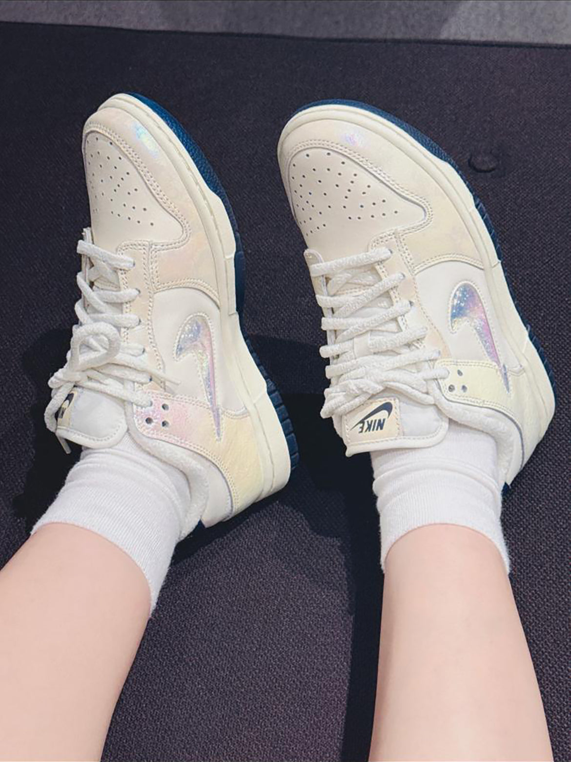 NIKE DUNK LOW | 流沙 LASER