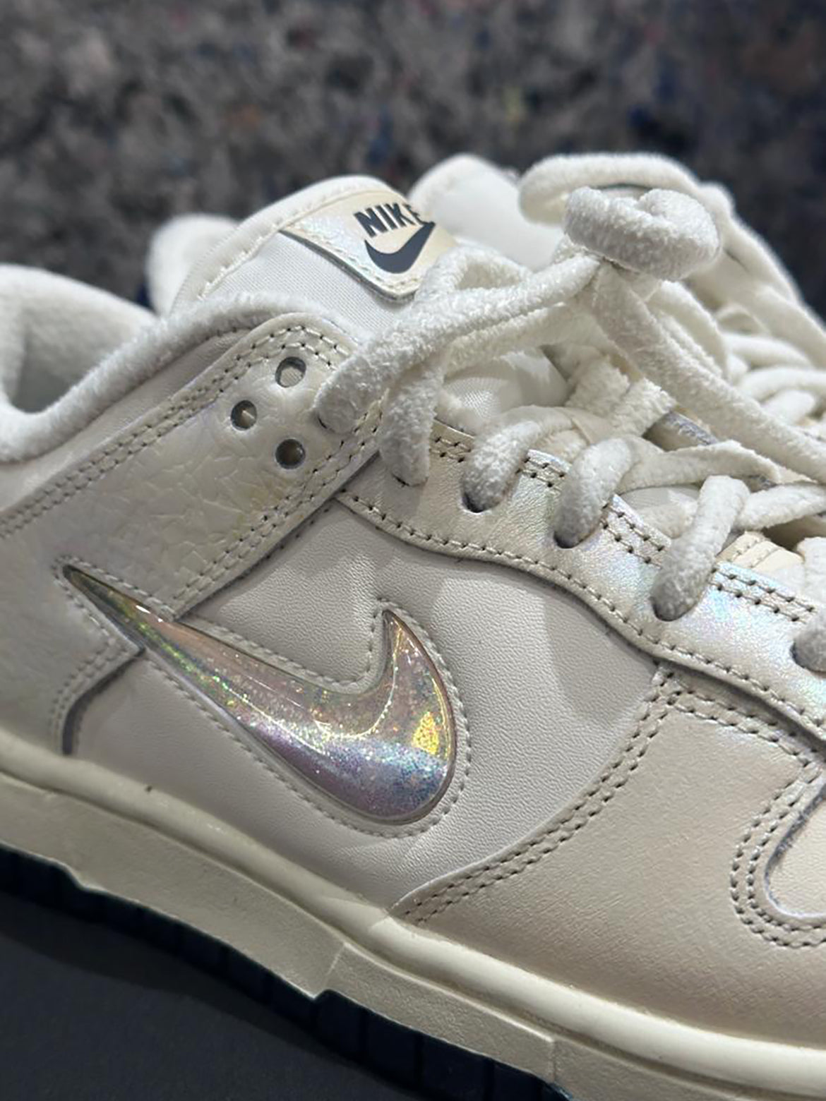 NIKE DUNK LOW | 流沙 LASER