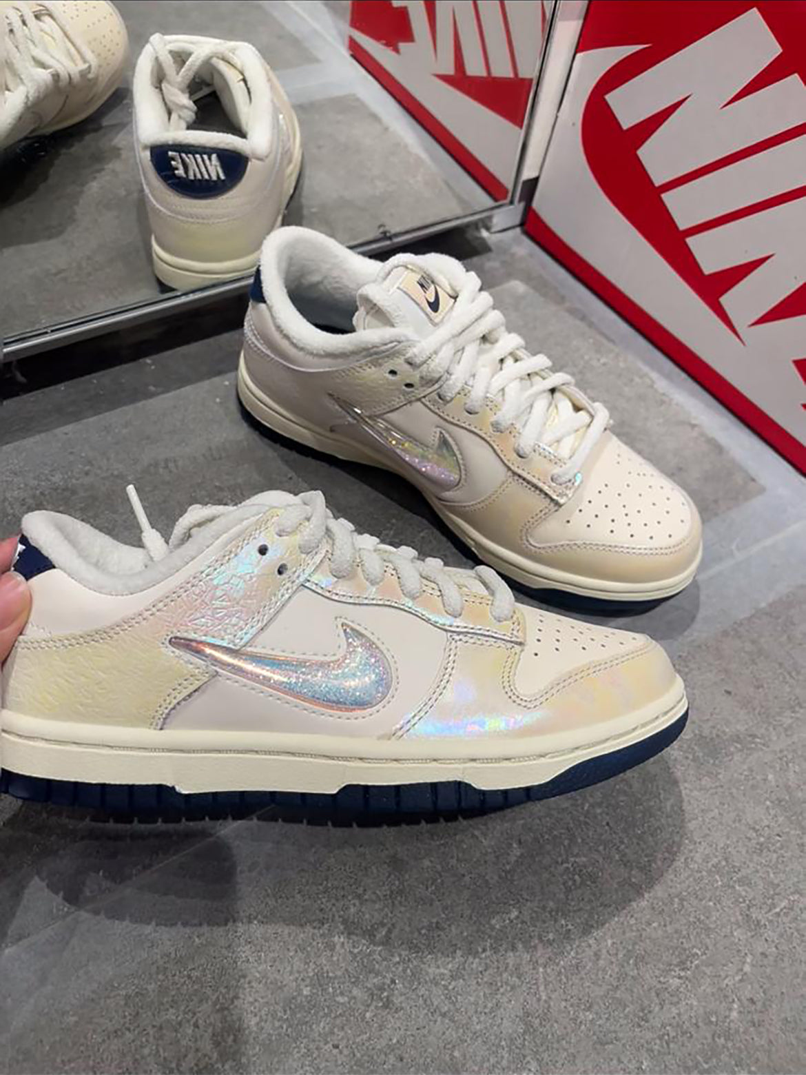 NIKE DUNK LOW | 流沙 LASER