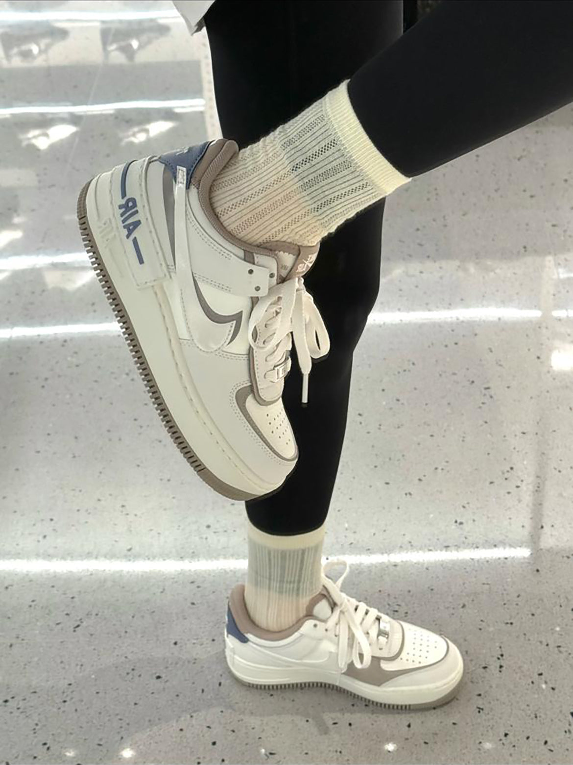 NIKE AIR FORCE 1 | MILKTEA BROWN