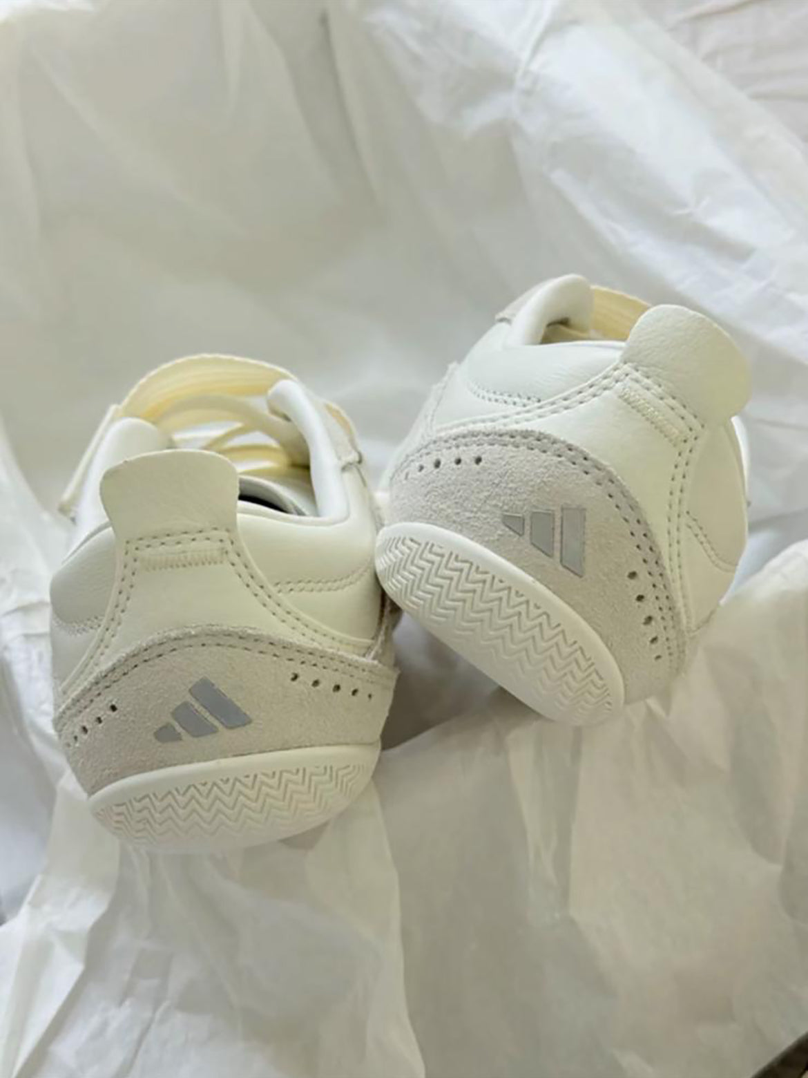 ADIDAS URBAN REVERIE | 2 COLORS