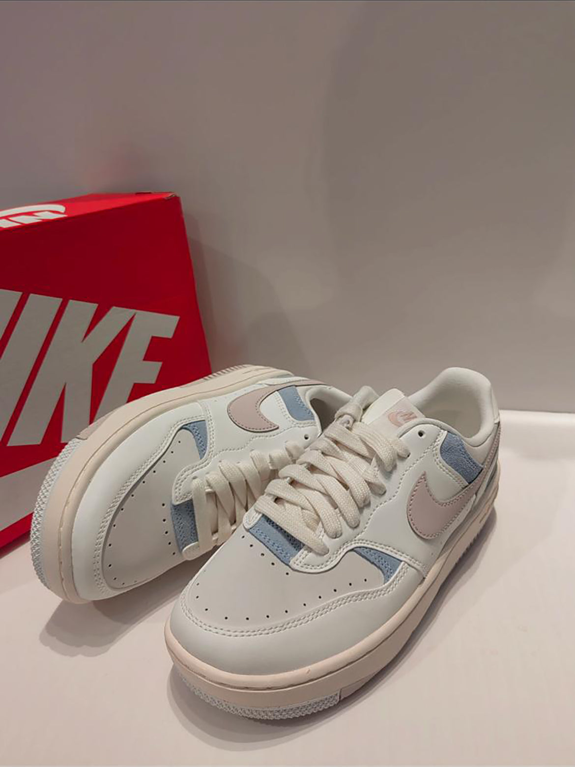 NIKE GAMMA FORCE | MACAROON