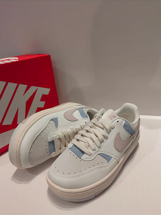 NIKE GAMMA FORCE | MACAROON