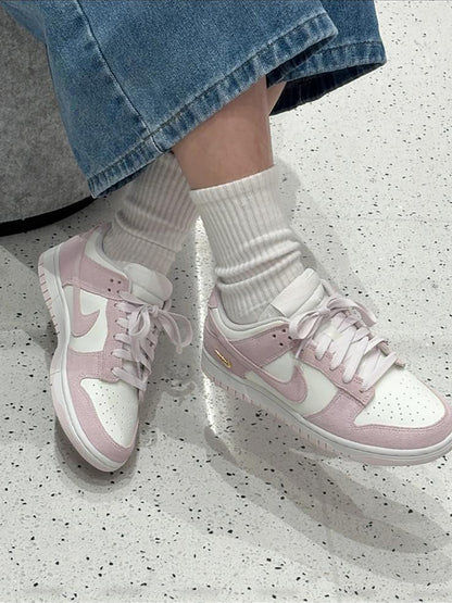 NIKE DUNK LOW | PURPLE PINK MINI SWOOSH