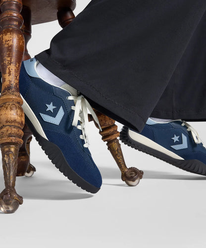 CONVERSE RUNSTAR TRAINER | DENIM BLUE ( aespa KARINA )