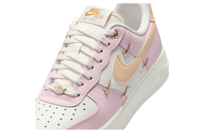NIKE AIR FORCE 1 MINI SWOOSH | PINK GOLD